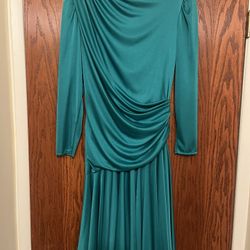 Various Women’s Dresses 