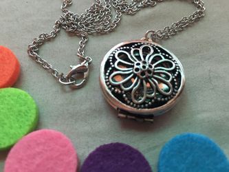 * Silver Essential Oil Diffuser Necklace