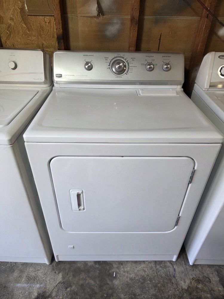 SET WHASER AND GAS DRYER MAYTAG LIKE NEW
