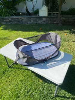 Like New Brica Portable Infant Travel Bassinet