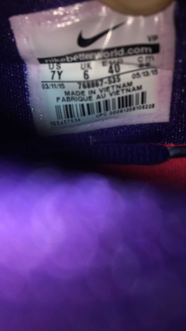 Nike Kd 8s “Suit” Size 7