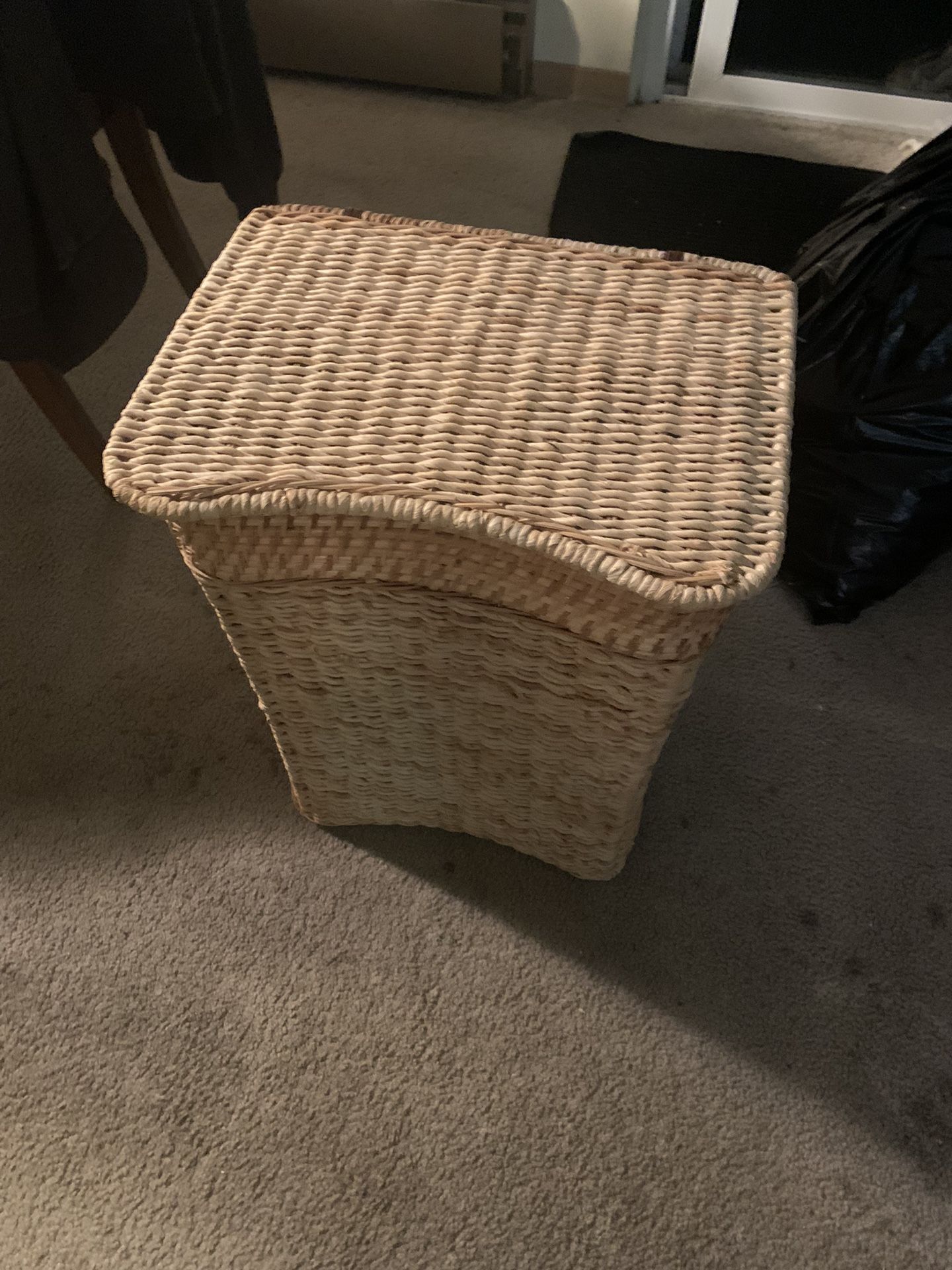 Wicker Clothes Hamper