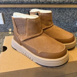 Kids UGG Hamdi boots