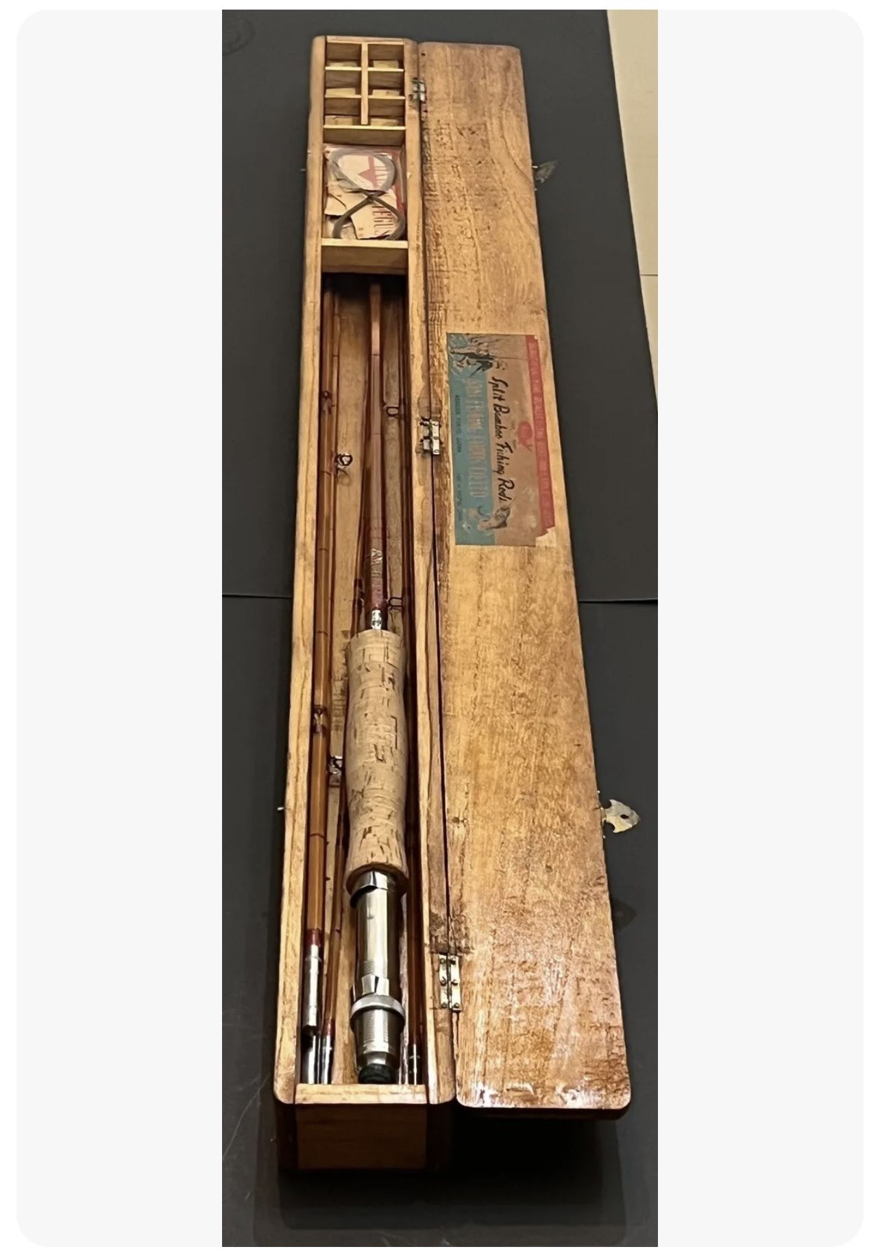 VINTAGE OCCUPIED JAPAN SPLIT BAMBOO FLY ROD / FISHING ROD 8 FEET