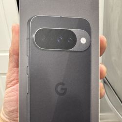 Google Pixel 10 128 GB, Obsidian Tmobile Locked Brand new