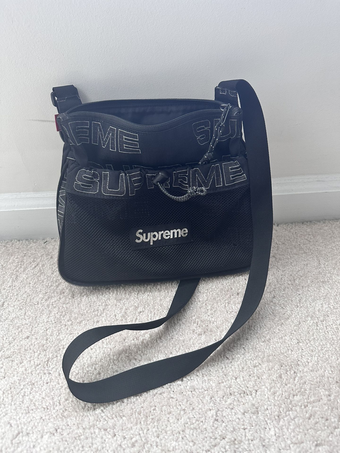Supreme Sidebag