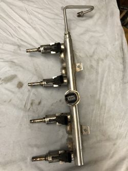 Mini Cooper 07” R56 fuel rail and injectors