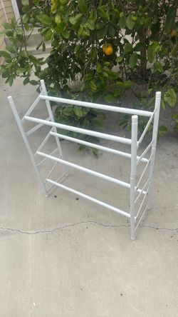 Shoe rack