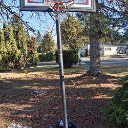 BASKETBALL HOOP 