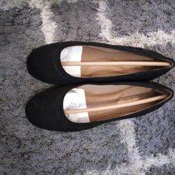 DreamPair Velour Loafers Size 9 Nwot Black, They Do Have A Small Scuff On The Left Toe