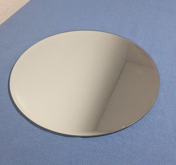 Medium 10in Mirrored Decorating Plate