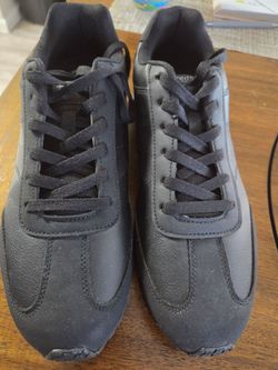 Non slip  Black shoes