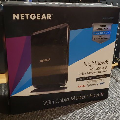 NETGEAR Nighthawk Cable Modem Wi-Fi Router Combo C7000