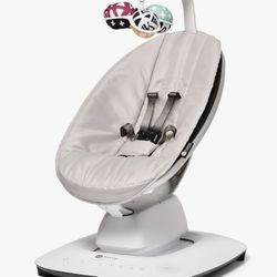 MamaRoo® multi-motion baby swing™