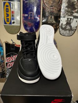 Air Force one black and white size 9.5