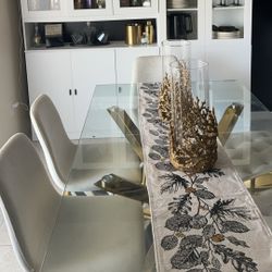 Like New Gorgeous Gold Dining Table