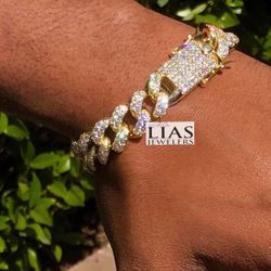 New 18k Yellow Gold Cuban Link Bracelet 