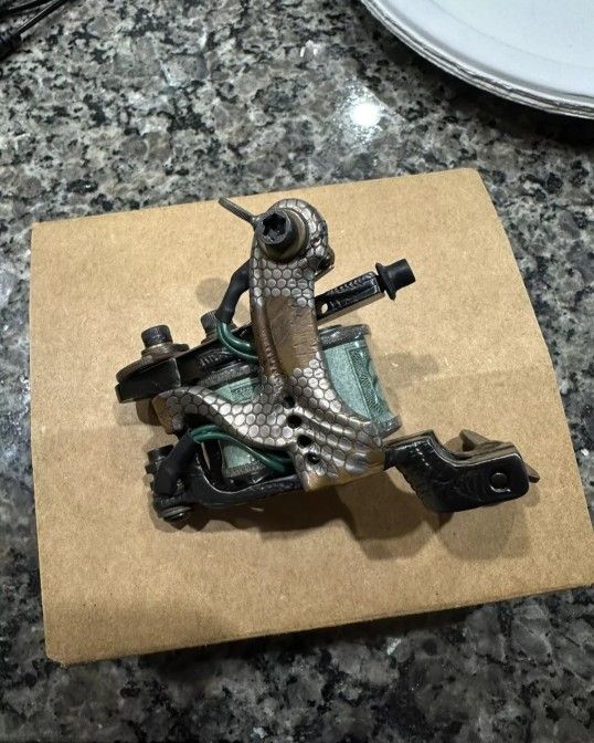 AARON CAIN Tattoo Machine Liner