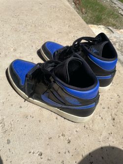 Jordan 1 Mid Royal size 10.5