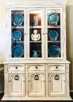 Bassett hutch and buffet deals