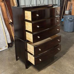 Dresser $160
