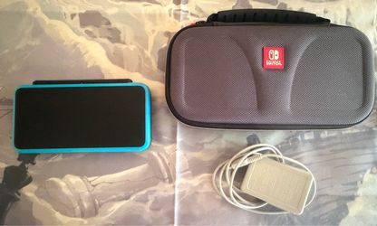 Nintendo New 2DS XL in Excellent Condition