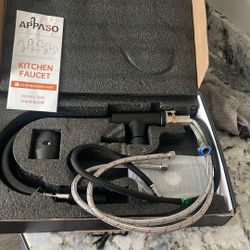 Black Kitchen Faucet