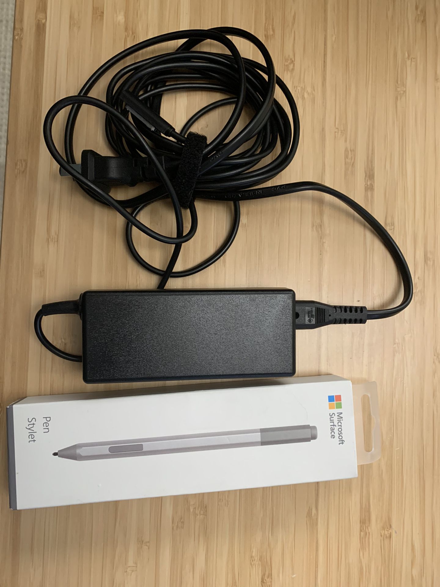 Microsoft surface Pen stylus And Charger