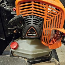 Echo 7910 H Blower