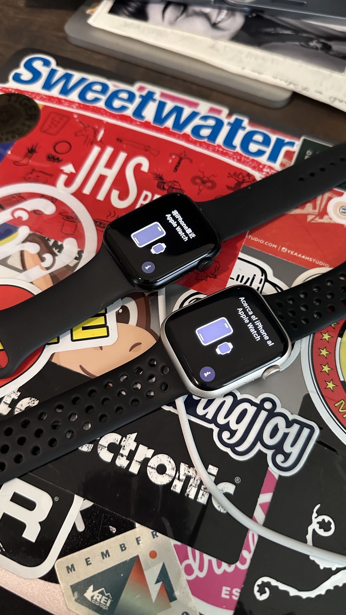 Apple Watches SE and Series 8 GPS