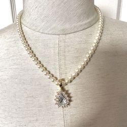 Faux Pearl Rhinestone Pendant Necklace 