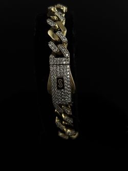 10k Gold Cuban Link Bracelet with clear stones