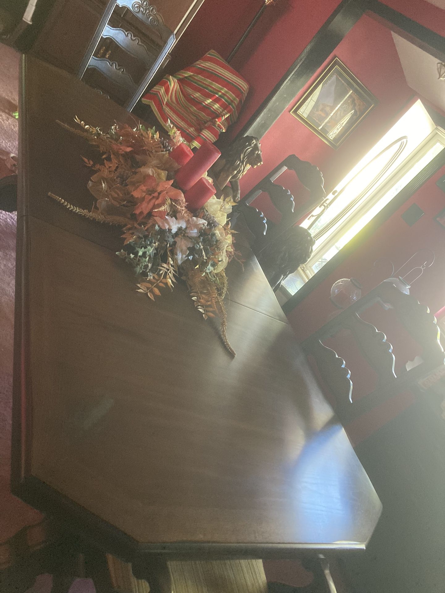 Thomasville Walnut Dining Room Set 