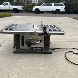 Classic Makita Table Saw 2708