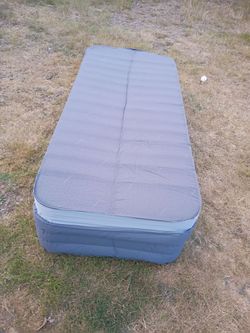 zempire monstabed single luxury camp bed