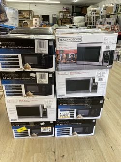 40 Off On 0.7 Cu.ft Microwave From Target for Sale in Fresno CA