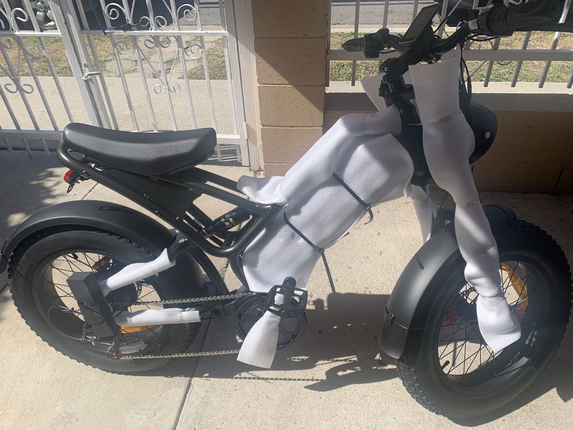 NEW AILIFE ELECTRIC BIKE