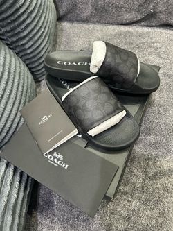 Coach slides women