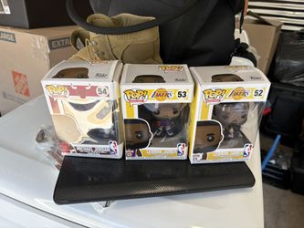 Funko LeBron James And Micheal Jordan 