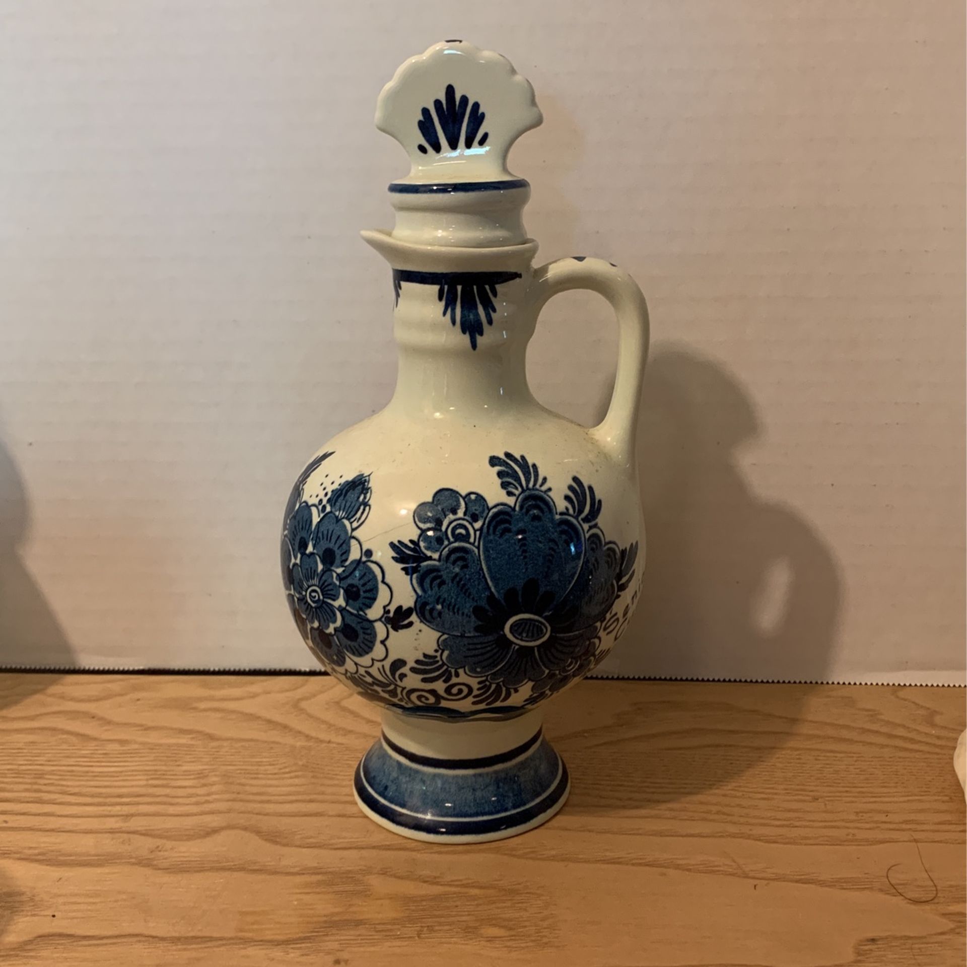 Senior's Authentic Curacoa Liqueur Decanter, Koninklijke Goedewaagen Gudda Holland A/73 A19