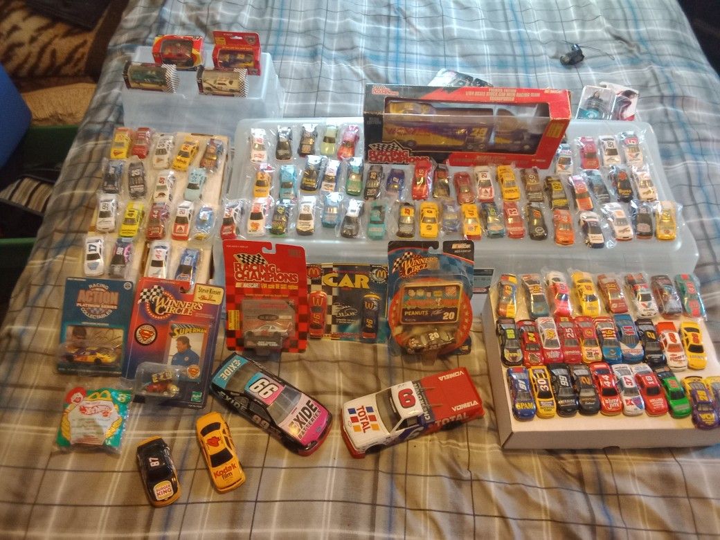NASCAR Diecast Race Cars
