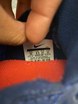 Blue Nikes 6c