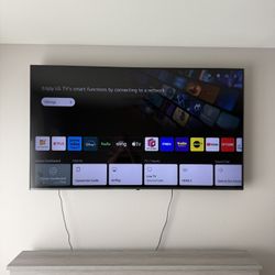 LG 70 inch class UQ7070 LED 4K UHD smart web TV