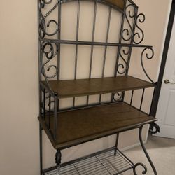 Bakers Rack, Dresser, Table Lamp, King Bed, Ironing Board, Leather Recliners