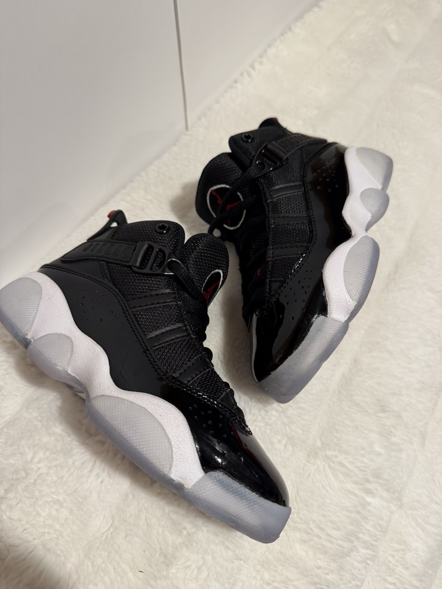 JORDAN SHOES 6 RINGS (PS) BLACK/GYM RED-WHITE Size 11C Excellent condition OG Box