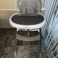 Dream On Me High chair