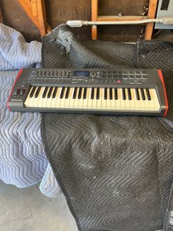 Novation Impulse 49 USB MIDI Controller Keyboard