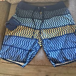 Volcom swim trunks size 30