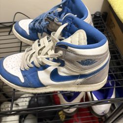 Jordan 1 Retro high og True Blue size 6.5 woman’s
