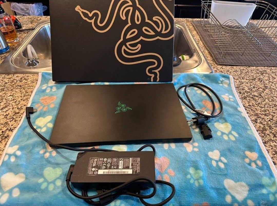 Razer Blade 15 Gaming Laptop: 4k OLED